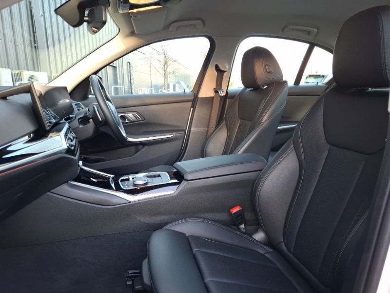 BMW 3 Series 330E Sport Step White #5