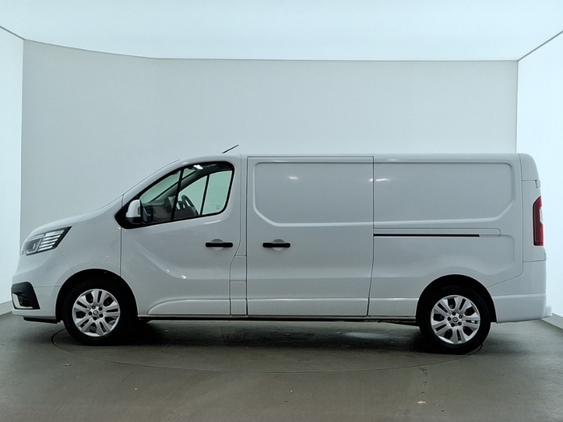 Renault Trafic Ll30 Blue Dci 130 Extra Safety Van SH24BXO White #4