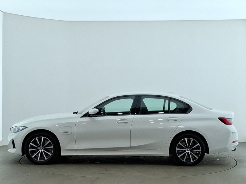 BMW 3 Series 330E Sport Step White #4