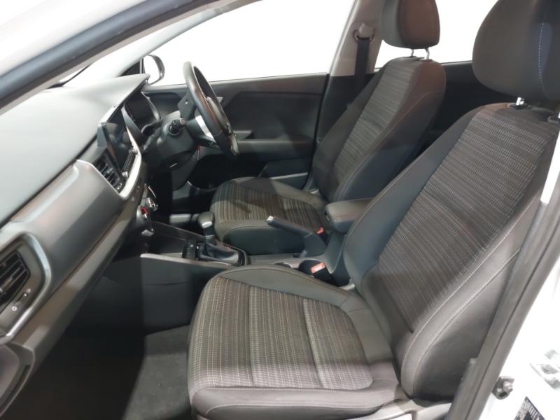 Kia Stonic 1.0T Gdi 98 2 Dct BN25KVB White #5