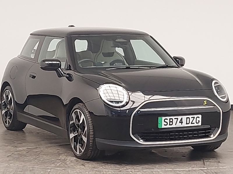 Mini Hatch 160Kw Se Exclusive 54Kwh Black