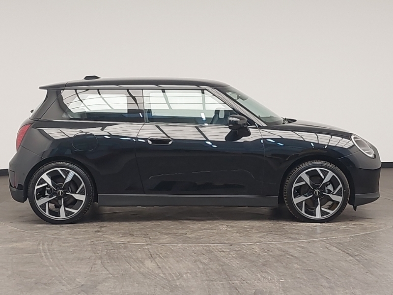 Mini Hatch 160Kw Se Exclusive 54Kwh Black #3