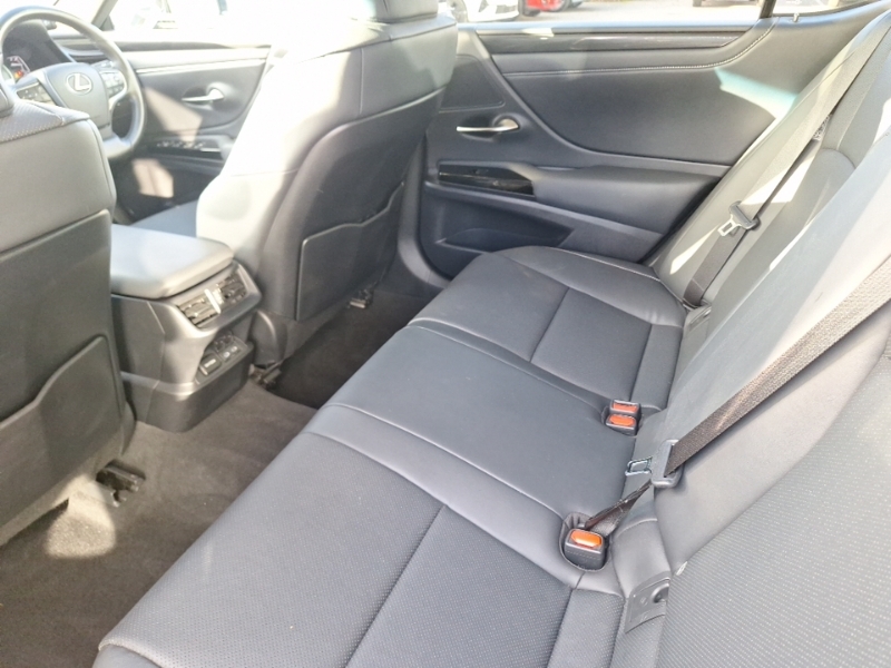 Lexus ES 300H 2.5 Cvt WP72RXV Red #6