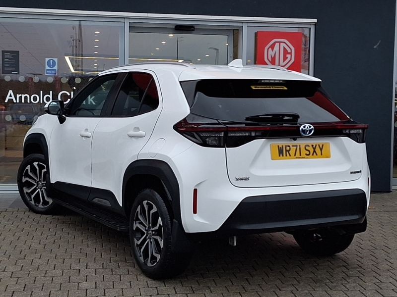 Toyota Yaris Cross 1.5 Hybrid Design Cvt WR71SXY White #2