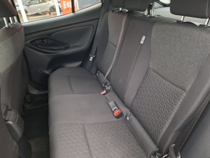Toyota Yaris Cross 1.5 Hybrid Design Cvt WR71SXY White #6