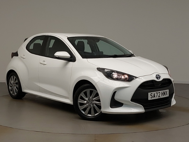 Toyota Yaris 1.5 Hybrid Icon Cvt White