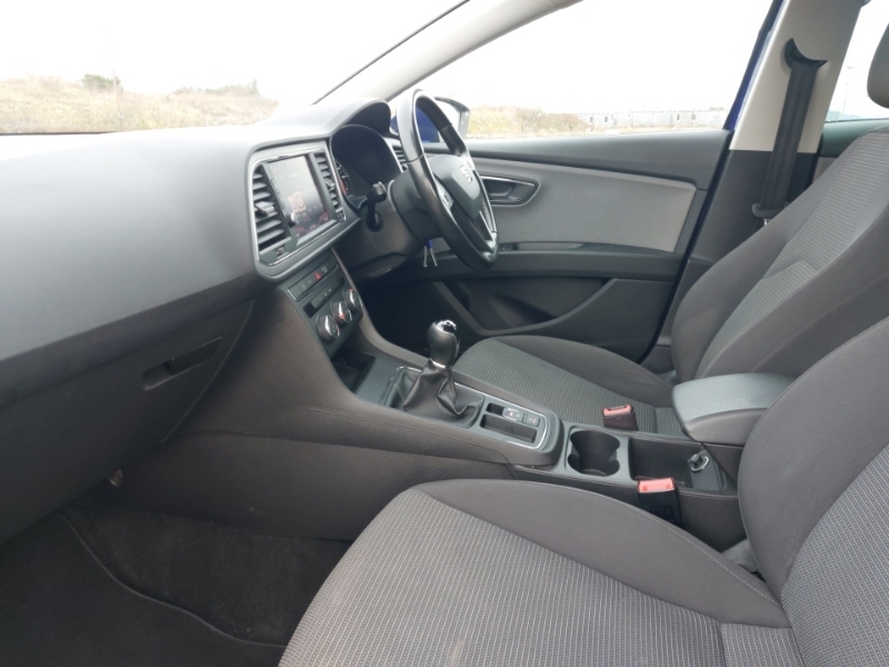 Seat Leon 1.0 Tsi Se Dynamic Ez FY20XCV Blue #5
