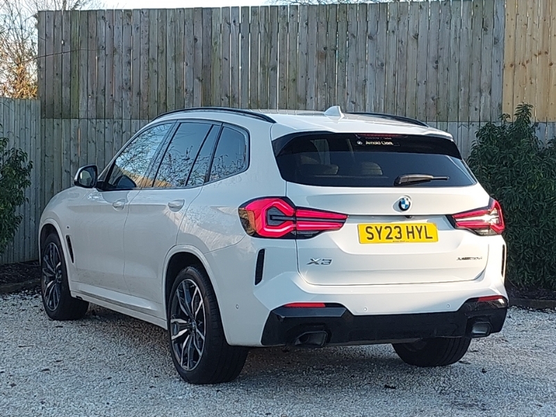 BMW X3 Xdrive30d Mht M Sport White #2