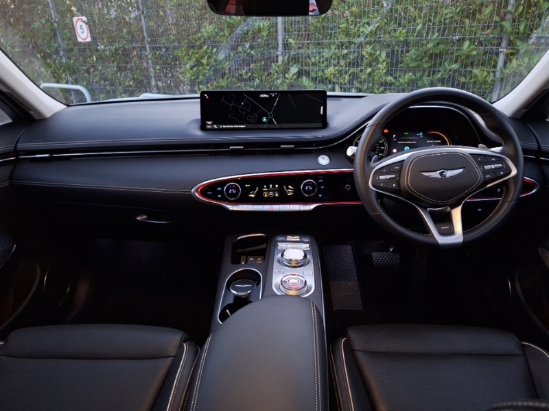 Genesis GV70 360Kw Sport 77Kwh Awd White #3