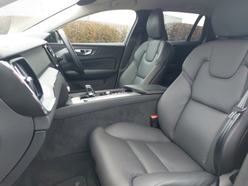 Volvo V60 2.0 B4p Plus Dark 7 Speed SK25WOA Blue #5