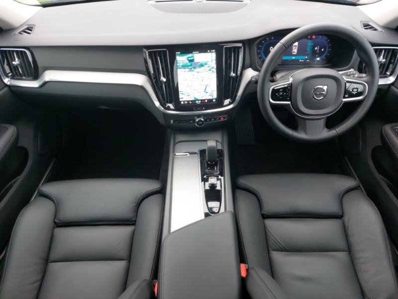 Volvo V60 2.0 B4p Plus Dark 7 Speed SK25WOA Blue #3