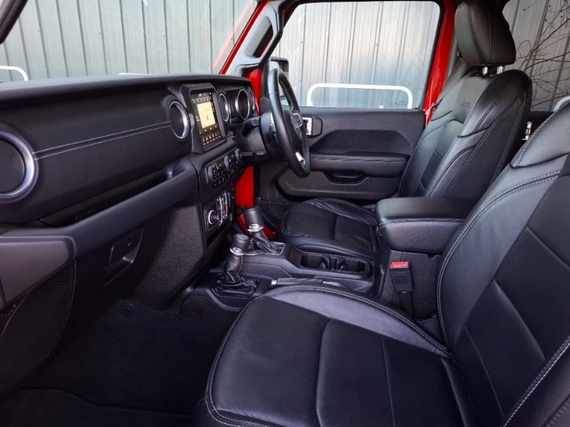 Jeep Wrangler 2.0 Gme Overland SK19TBX Red #5