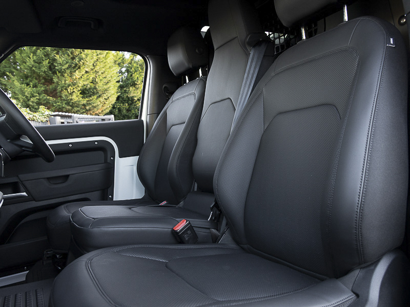 Land Rover Defender 3.0 D250 Hard Top S 3 Seat MA25FVB White #3