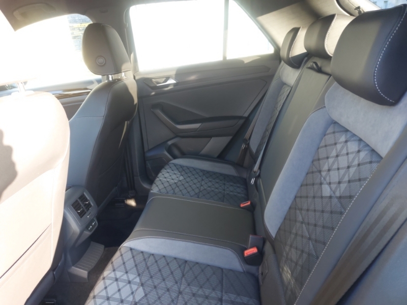 Volkswagen T-Roc 2.0 Tsi 4Motion R-line Dsg Black #6
