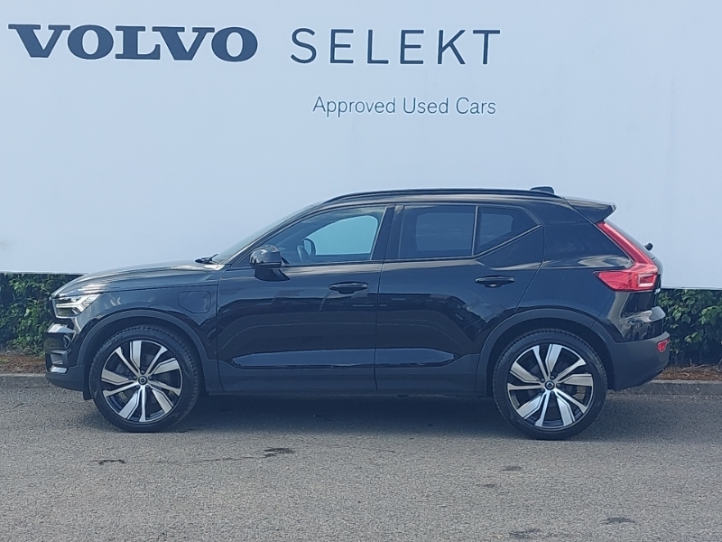 Volvo XC40 1.5 T5 Recharge Phev R Design Pro CN22USG Black #4