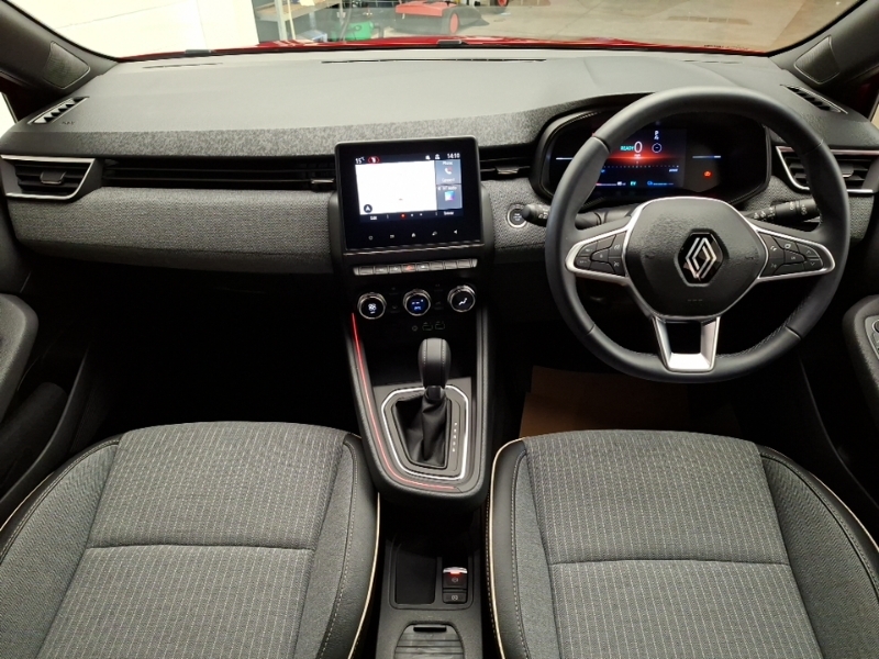 Renault Clio 1.6 E-tech Full Hybrid 145 Techno CV73WUH Red #3