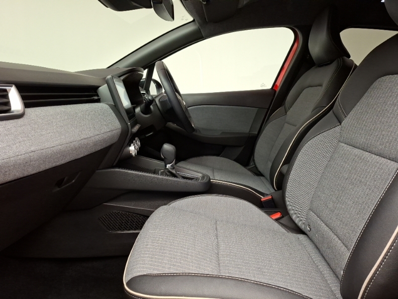 Renault Clio 1.6 E-tech Full Hybrid 145 Techno CV73WUH Red #5