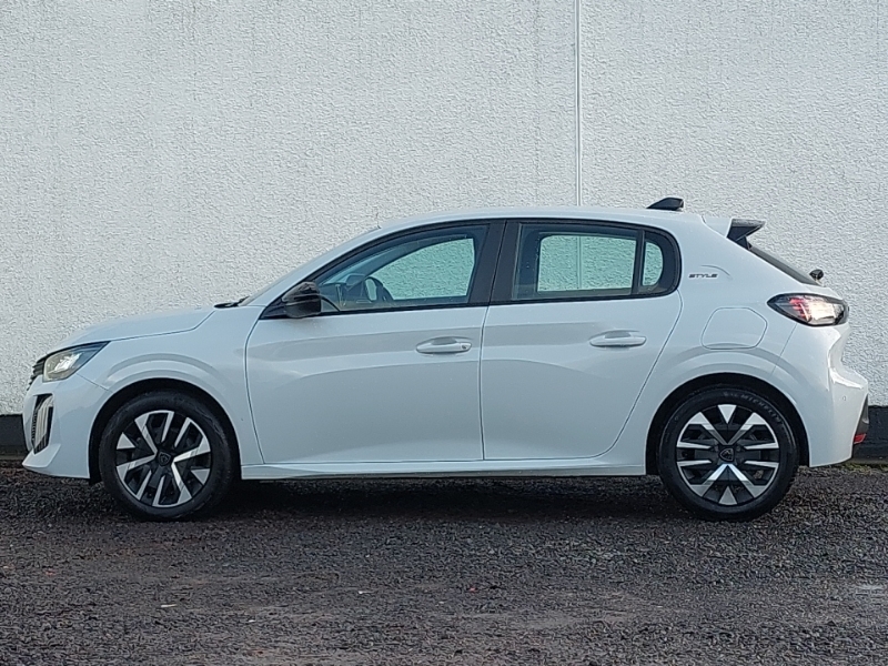 Peugeot 208 1.2 Puretech 100 Style SJ25XKW White #4