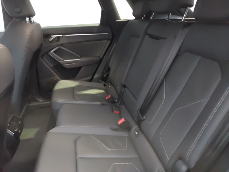 Audi Q3 35 Tfsi S Line S Tronic Tech Pack SV74YSK Black #6