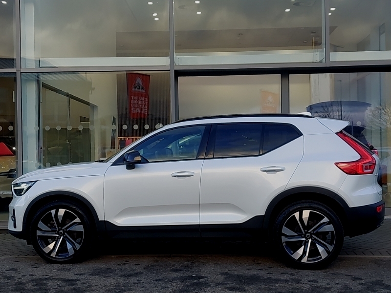 Volvo XC40 2.0 B4p Ultimate Dark White #4
