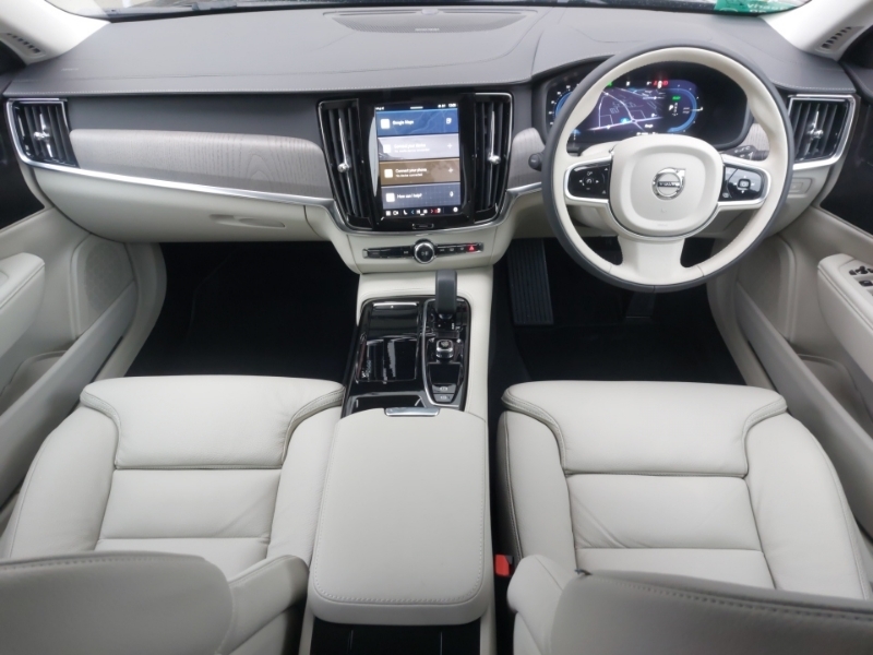 Volvo V90 2.0 T6 350 Phev Plus Dark Awd Black #3