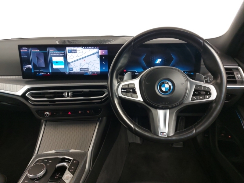 BMW 3 Series 330E M Sport Step FP72HHV Black #5
