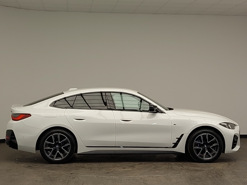 BMW 4 Series M440i Xdrive Mht 392 Step White #3