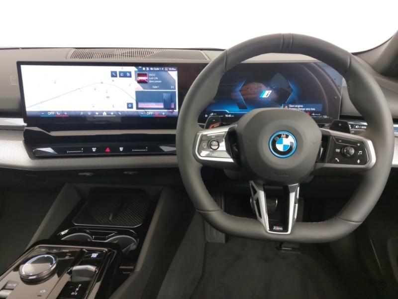 BMW 5 Series 530E M Sport CV63420 White #5