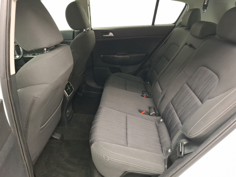 Kia Sportage 1.6 Gdi Isg 2 SB18EHV White #6