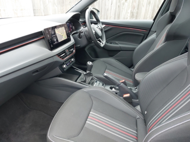 Skoda Kamiq 1.0 Tsi Monte Carlo SB24OWZ Black #5