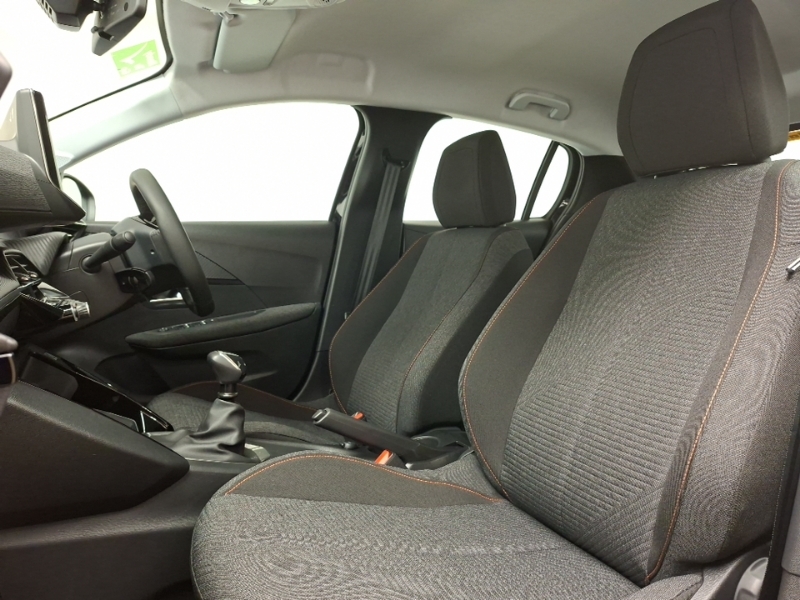 Peugeot 208 Hatchback Special Edi 1.2 Puretech 100 Style SB25VUV Black #5