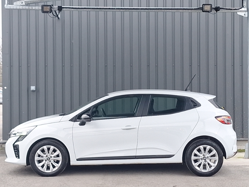 Renault Clio 1.0 Tce 90 Evolution MT24KZM White #4