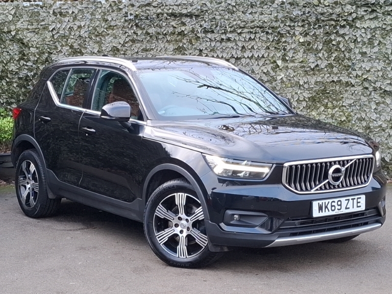 Volvo XC40 2.0 T4 Inscription Awd Geartronic WK69ZTE Black