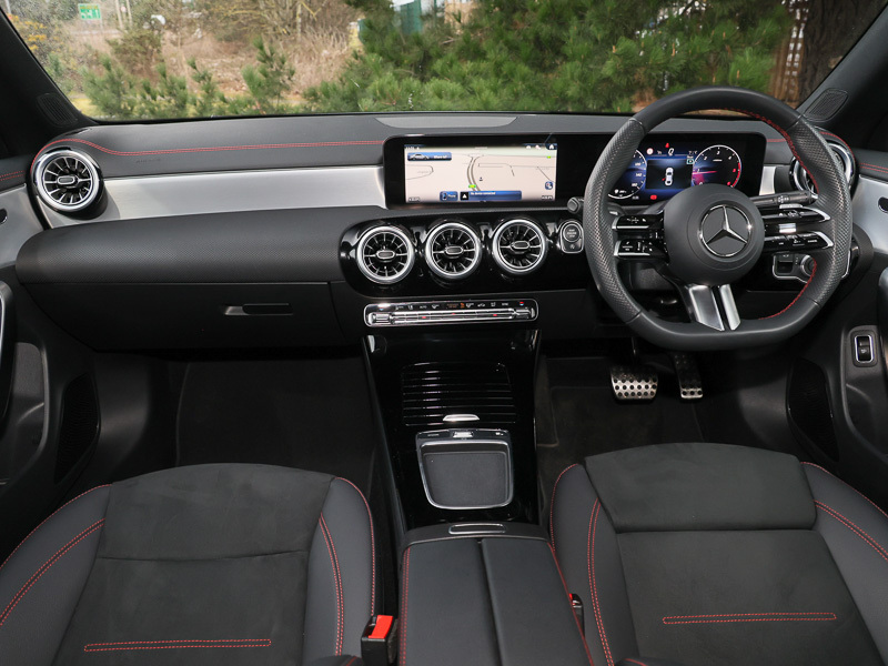 Mercedes-Benz CLA Class Cla 220D Amg Line Premium Tip Silver #4