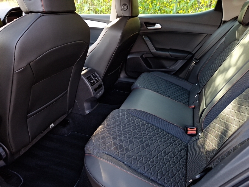Seat Leon 1.4 Ehybrid Fr Dsg Black #6