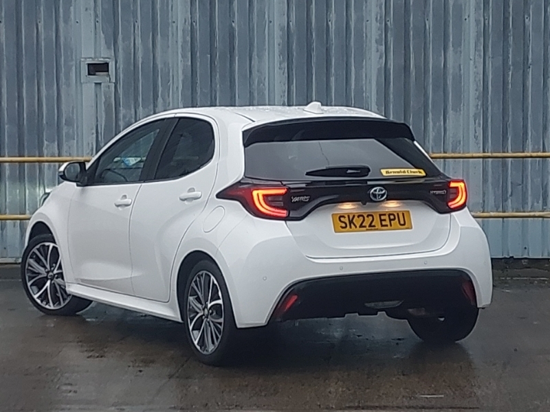 Toyota Yaris 1.5 Hybrid Excel Cvt SK22EPU White #2