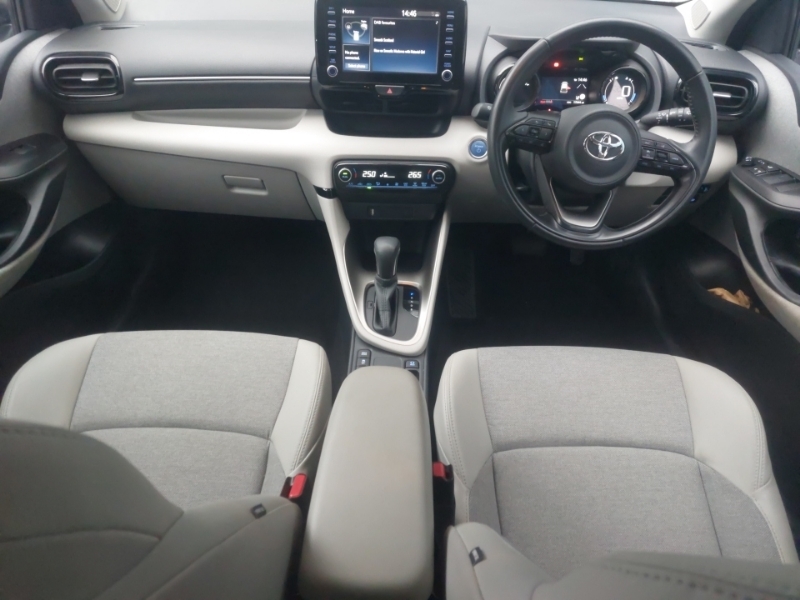 Toyota Yaris 1.5 Hybrid Excel Cvt SK22EPU White #3