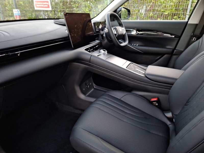 Geely Starray 1.5 Em-i Ultra  Black #5