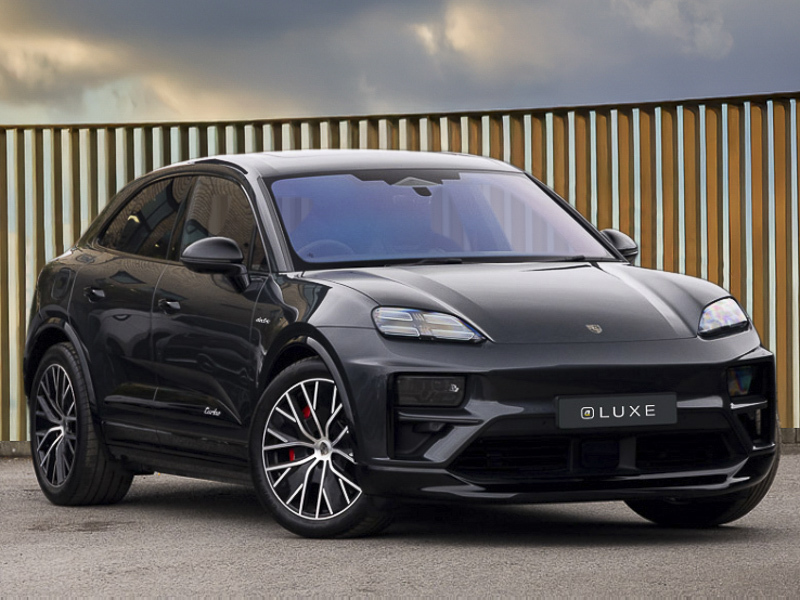 Porsche Macan 470Kw Turbo 100Kwh Grey