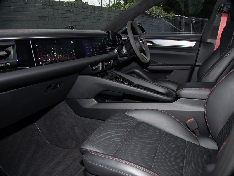 Porsche Macan 470Kw Turbo 100Kwh Grey #5