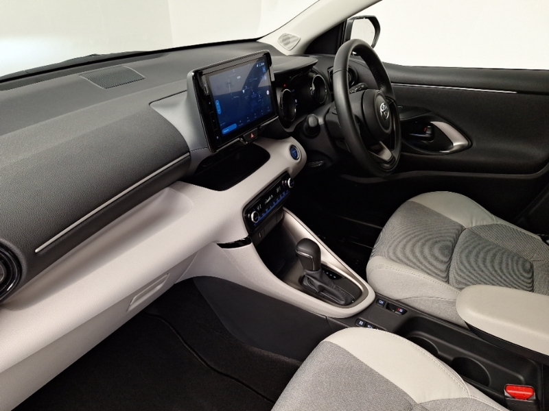 Toyota Yaris 1.5 Hybrid Excel Cvt DF73CSV Silver #5