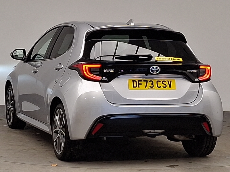 Toyota Yaris 1.5 Hybrid Excel Cvt DF73CSV Silver #2