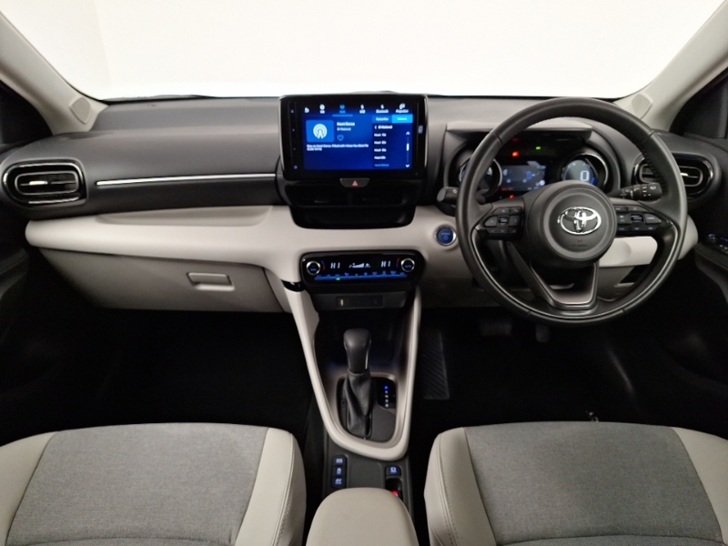 Toyota Yaris 1.5 Hybrid Excel Cvt DF73CSV Silver #3