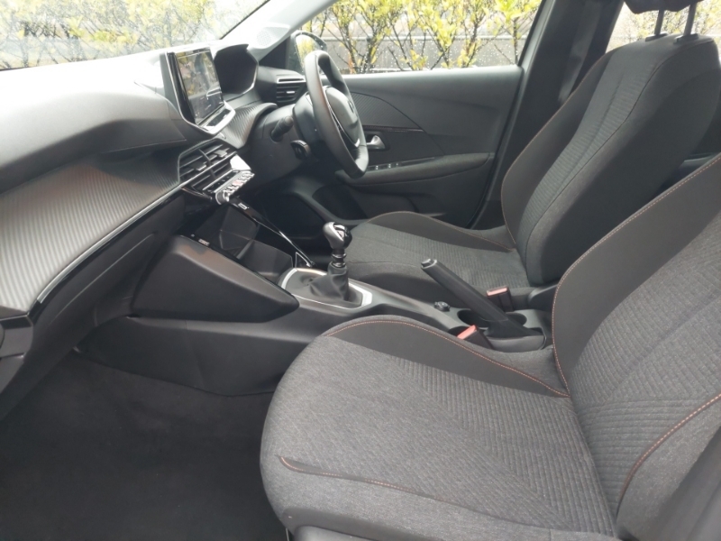 Peugeot 208 Hatchback Special Edi 1.2 Puretech 100 Style SB25VTO White #5