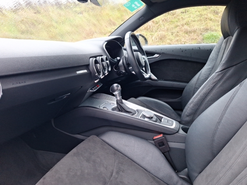 Audi TT 45 Tfsi Sport S Tronic YS70TWX Black #5
