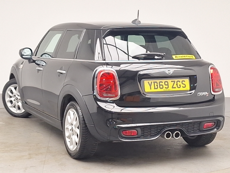 Mini Hatch 2.0 Cooper S Classic II YD69ZGS Black #2