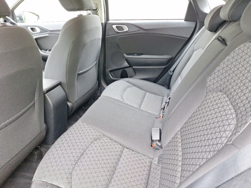 Kia Ceed 1.0T Gdi Isg 2 Black #6
