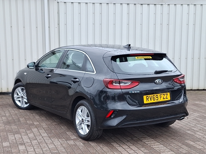 Kia Ceed 1.0T Gdi Isg 2 Black #2