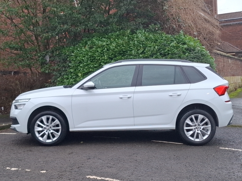 Skoda Kamiq 1.0 Tsi 95 Se Drive AP72LWS White #4
