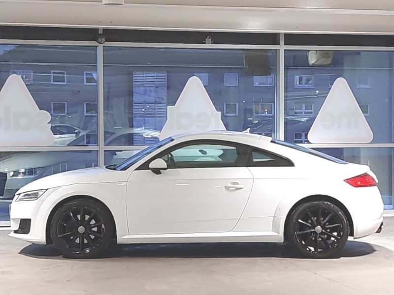 Audi TT 1.8T Fsi Sport VN66XRA White #4